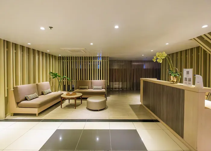 Bgc 2br Uptown Parksuites With Balcony And Bathtub *