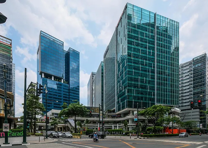 Bgc 2br Uptown Parksuites With Balcony And Bathtub Manila