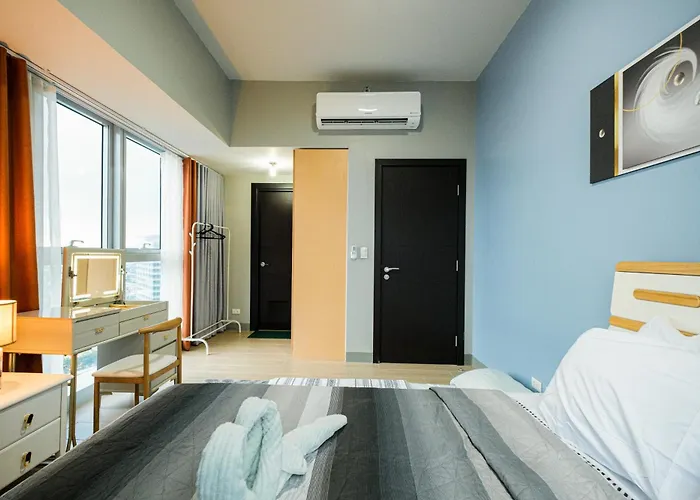Bgc 2br Uptown Parksuites With Balcony And Bathtub Manila