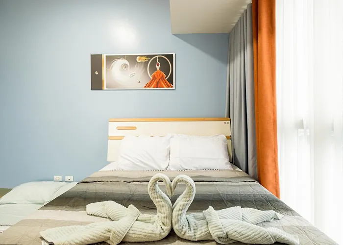 Apartment Bgc 2br Uptown Parksuites With Balcony And Bathtub