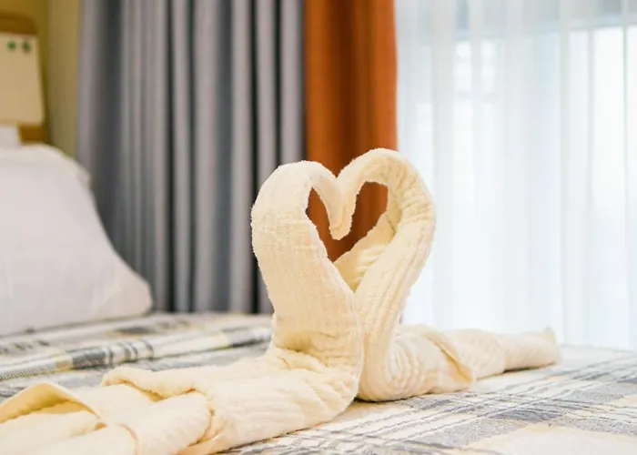 Apartment Bgc 2br Uptown Parksuites With Balcony And Bathtub Manila